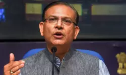 പ്രചാരണത്തില്‍ നിന്ന് വിട്ടുനിന്നു, വോട്ട് ചെയ്തില്ല; മുന്‍ കേന്ദ്രമന്ത്രിക്ക് നോട്ടിസ്  അയച്ച് ബിജെപി