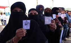 ബുര്ഖ ധരിച്ചെത്തുന്ന വോട്ടര്മാരെ പരിശോധിക്കണം; ബിജെപി തിരഞ്ഞെടുപ്പ് കമ്മീഷന് നിവേദനം നല്കി ബുര്ഖ ധരിച്ചെത്തുന്ന വോട്ടര്മാരെ പരിശോധിക്കണം; ബിജെപി തിരഞ്ഞെടുപ്പ് കമ്മീഷന് നിവേദനം നല്കി