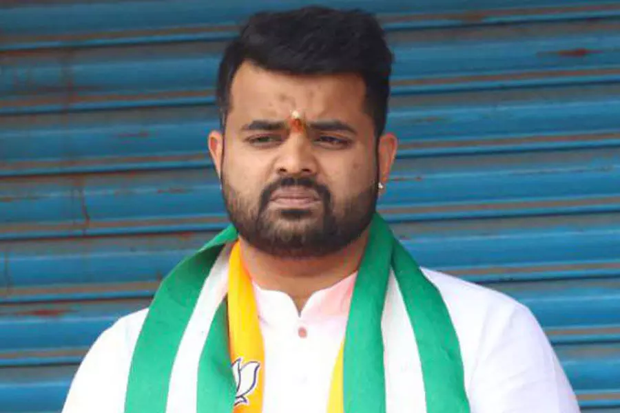 പ്രജ്വല് രേവണ്ണ കീഴടങ്ങും; മേയ് 31ന് ജര്മനിയില് നിന്ന് ബെംഗളൂരുവിലെത്തും പ്രജ്വല് രേവണ്ണ കീഴടങ്ങും; മേയ് 31ന് ജര്മനിയില് നിന്ന് ബെംഗളൂരുവിലെത്തും