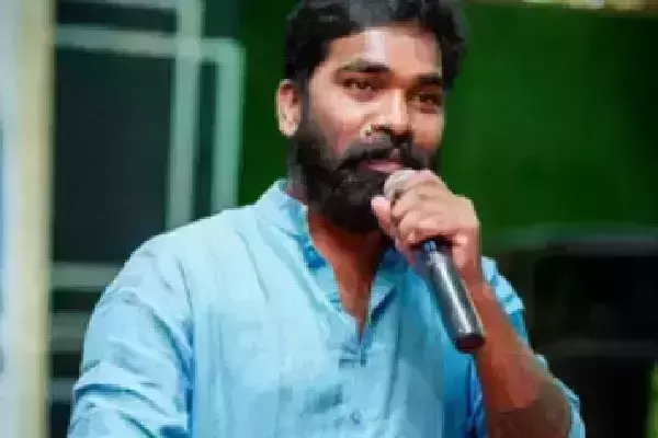 ഇന്ന് കേരളത്തില് എത്താനിരുന്ന എന്എസ് യുഐ ദേശീയ സെക്രട്ടറി കൊല്ലപ്പെട്ട നിലയില് ഇന്ന് കേരളത്തില് എത്താനിരുന്ന എന്എസ് യുഐ ദേശീയ സെക്രട്ടറി കൊല്ലപ്പെട്ട നിലയില്