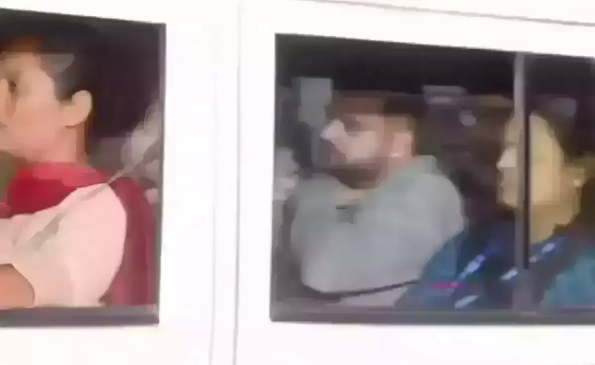 സ്ത്രീ പീഡനക്കേസില് പ്രജ്വല് രേവണ്ണ അറസ്റ്റില് സ്ത്രീ പീഡനക്കേസില് പ്രജ്വല് രേവണ്ണ അറസ്റ്റില്