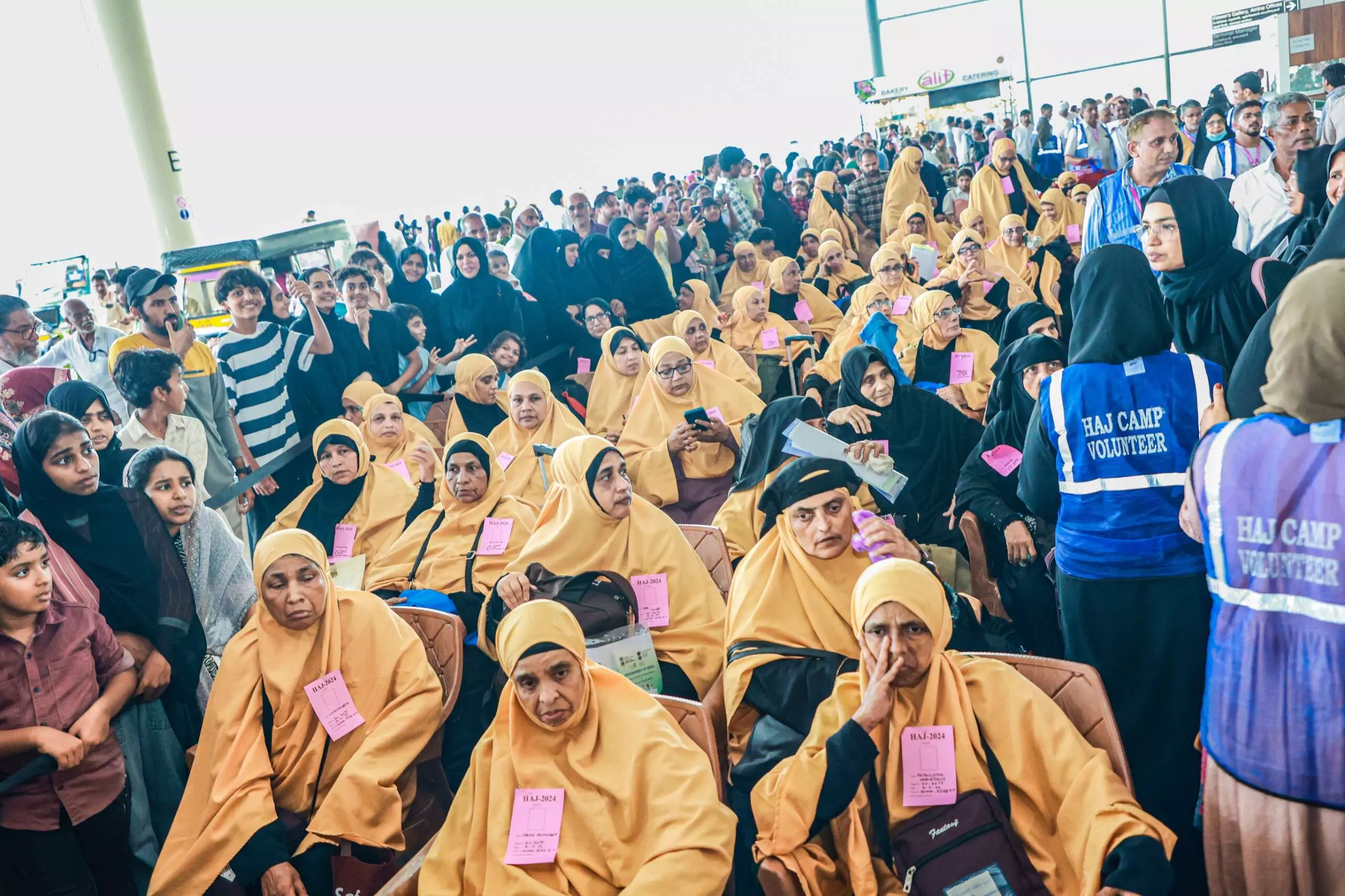 രണ്ട് വിമാനങ്ങള് തിങ്കളാഴ്ച പറന്നുയരും; ഹജ്ജ് ക്യാംപ് ഏറ്റവും വലിയ തീര്ത്ഥാടകരുടെ സംഗമമായി രണ്ട് വിമാനങ്ങള് തിങ്കളാഴ്ച പറന്നുയരും; ഹജ്ജ് ക്യാംപ് ഏറ്റവും വലിയ തീര്ത്ഥാടകരുടെ സംഗമമായി