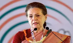 തൊഴിലുറപ്പ് പദ്ധതിയെ കേന്ദ്രം ദുര്‍ബലപ്പെടുത്തുന്നു: സോണിയ ഗാന്ധി