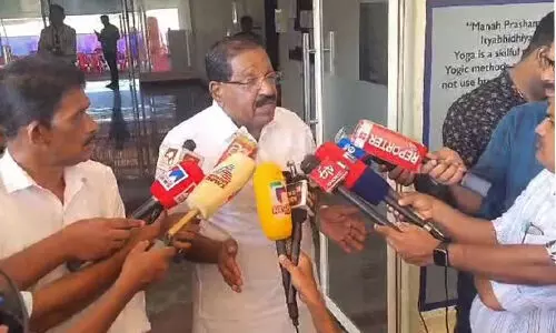 വോട്ടെണ്ണൽ കേന്ദ്രത്തിൽ സൗകര്യമില്ല; പരാതിയുമായി കാസർകോട്ടെ സ്ഥാനാർഥികൾ വോട്ടെണ്ണൽ കേന്ദ്രത്തിൽ സൗകര്യമില്ല; പരാതിയുമായി കാസർകോട്ടെ സ്ഥാനാർഥികൾ