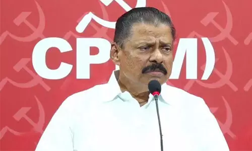 സിപിഎമ്മിന്റെ അടിത്തറക്ക് ഒരു ഇളക്കവുമില്ല; വോട്ടുചെയ്യുമ്പോൾ ജനങ്ങളെ സ്വാധീനിച്ച കാര്യങ്ങൾ എന്താണെന്ന് പരിശോധിക്കും: എംവി ഗോവിന്ദൻ സിപിഎമ്മിന്റെ അടിത്തറക്ക് ഒരു ഇളക്കവുമില്ല; വോട്ടുചെയ്യുമ്പോൾ ജനങ്ങളെ സ്വാധീനിച്ച കാര്യങ്ങൾ എന്താണെന്ന് പരിശോധിക്കും: എംവി ഗോവിന്ദൻ