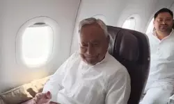 നിതീഷ് കുമാറും തേജസ്വി യാദവും ഒറ്റ വിമാനത്തില്‍ ഡല്‍ഹിയിലേക്ക്; കാത്തിരിക്കുന്നത് വമ്പന്‍ ട്വിസ്റ്റോ...?(വീഡിയോ)