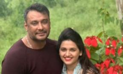 കൊലക്കേസ്: ദര്ശനു പിന്നാലെ കന്നഡ നടി പവിത്ര ഗൗഡയും അറസ്റ്റില് കൊലക്കേസ്: ദര്ശനു പിന്നാലെ കന്നഡ നടി പവിത്ര ഗൗഡയും അറസ്റ്റില്