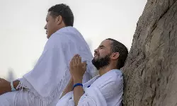 അറഫയിലലിഞ്ഞ് മനുഷ്യമഹാസംഗമം(ഫോട്ടോ സ്‌റ്റോറി)