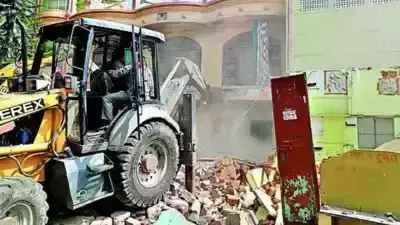 ഫ്രിഡ്ജില് ബീഫ് സൂക്ഷിച്ചു; മധ്യപ്രദേശില് 11 വീടുകള് പൊളിച്ച് പോലിസ് ഫ്രിഡ്ജില് ബീഫ് സൂക്ഷിച്ചു; മധ്യപ്രദേശില് 11 വീടുകള് പൊളിച്ച് പോലിസ്