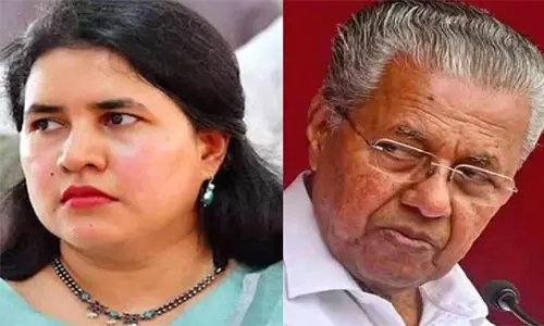 മാസപ്പടിക്കേസ്: കുഴല്നാടന്റെ ഹരജിയില് മുഖ്യമന്ത്രിക്കും മകള്ക്കും ഹൈക്കോടതി നോട്ടിസ് മാസപ്പടിക്കേസ്: കുഴല്നാടന്റെ ഹരജിയില് മുഖ്യമന്ത്രിക്കും മകള്ക്കും ഹൈക്കോടതി നോട്ടിസ്