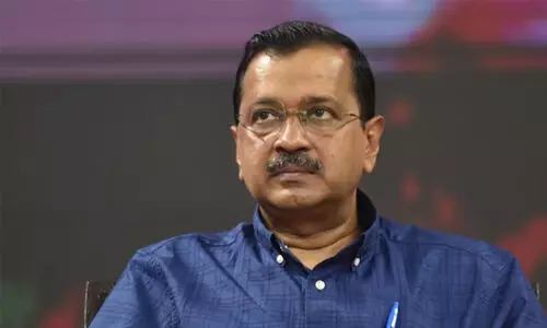 മദ്യനയ അഴിമതികേസിലെ സിബിഐ നടപടിക്കെതിരെ അരവിന്ദ് കെജ്രിവാള് നല്കിയ ഹരജികള് സുപ്രിംകോടതി ഇന്ന് പരിഗണിക്കും മദ്യനയ അഴിമതികേസിലെ സിബിഐ നടപടിക്കെതിരെ അരവിന്ദ് കെജ്രിവാള് നല്കിയ ഹരജികള് സുപ്രിംകോടതി ഇന്ന് പരിഗണിക്കും