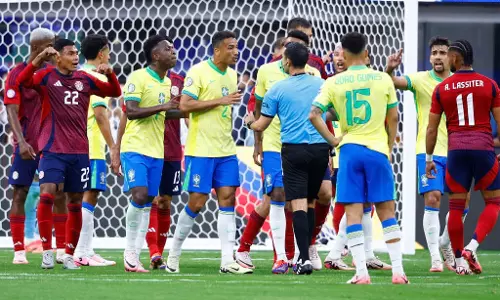 കോപ്പയില്‍ കലമുടച്ച് ബ്രസീല്‍; കോസ്‌റ്റോറിക്കന്‍ ഗോള്‍ വല ഭേദിച്ചില്ല; വമ്പന്‍മാരായി കൊളംബിയ