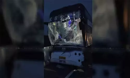 കര്‍ണാടക ആര്‍ടിസിയുടെ കോഴിക്കോട്-ബെംഗളൂരു ബസ് അപകടത്തിൽപെട്ടു; നിരവധി യാത്രക്കാര്‍ക്ക് പരിക്ക്