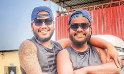 ഇ ബുൾ ജെറ്റ് സഹോദരന്മാരുടെ കാർ അപകടത്തിൽപ്പെട്ടു; മൂന്ന് പേർക്ക് പരിക്ക് ഇ ബുൾ ജെറ്റ് സഹോദരന്മാരുടെ കാർ അപകടത്തിൽപ്പെട്ടു; മൂന്ന് പേർക്ക് പരിക്ക്