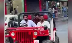 ആകാശ് തില്ലങ്കേരിയുടെ ജീപ്പ് യാത്ര; ആര്സി സസ്പെന്ഡ് ചെയ്യും, കേസെടുക്കും ആകാശ് തില്ലങ്കേരിയുടെ ജീപ്പ് യാത്ര; ആര്സി സസ്പെന്ഡ് ചെയ്യും, കേസെടുക്കും