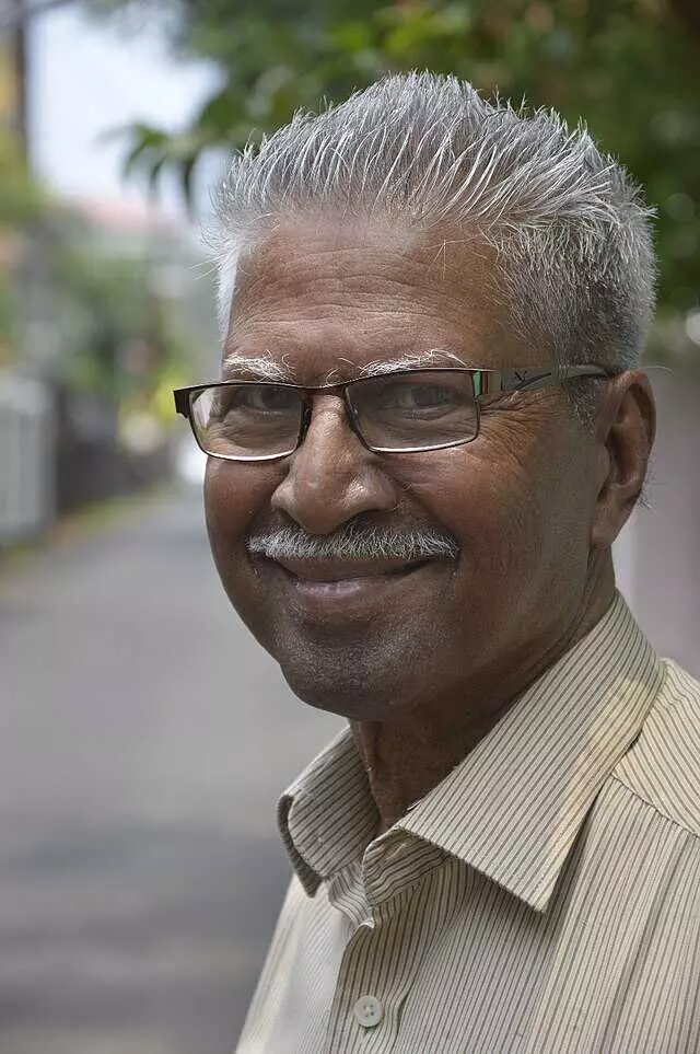 എഴുത്തുകാരൻ ഡോ. പി കെ സുകുമാരൻ അന്തരിച്ചു എഴുത്തുകാരൻ ഡോ. പി കെ സുകുമാരൻ അന്തരിച്ചു