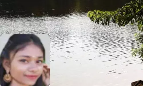 മട്ടാഞ്ചേരിയിൽ വീട്ടിൽനിന്ന് കാണാതായ വിദ്യാർഥിനിയെ കുളത്തിൽ മരിച്ചനിലയിൽ കണ്ടെത്തി മട്ടാഞ്ചേരിയിൽ വീട്ടിൽനിന്ന് കാണാതായ വിദ്യാർഥിനിയെ കുളത്തിൽ മരിച്ചനിലയിൽ കണ്ടെത്തി