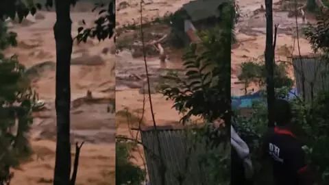 രക്ഷാപ്രവര്ത്തനത്തിന് രണ്ട് യൂണിറ്റ് സൈന്യമെത്തും; രണ്ട് ഹെലികോപ്റ്ററുകളും വരും രക്ഷാപ്രവര്ത്തനത്തിന് രണ്ട് യൂണിറ്റ് സൈന്യമെത്തും; രണ്ട് ഹെലികോപ്റ്ററുകളും വരും