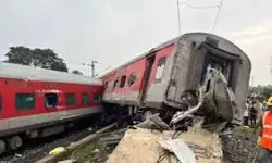 ജാർഖണ്ഡിൽ നിന്ന് മുംബൈയിലേക്കുള്ള ട്രെയിൻ പാളം തെറ്റി; 2 മരണം, 20 പേർക്ക് പരിക്ക്
