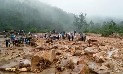 വയനാട് ദുരന്തം; ദുരിതബാധിതര്‍ക്കായുള്ള താല്‍ക്കാലിക പുനരധിവാസം വേഗത്തിലാക്കാന്‍ ജില്ലാ ഭരണകൂടം