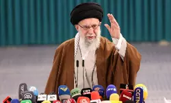 ഹനിയയുടെ രക്തത്തിനുള്ള പ്രതികാരം കടമ; ഇസ്രായേലിനെ ആക്രമിക്കാന്‍ ഉത്തരവിട്ട് ആയത്തുല്ല അലി ഖമനയി