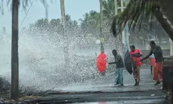 നാല് ജില്ലകളില്‍ ഓറഞ്ച് അലര്‍ട്ട്; അതിശക്തമായ മഴയ്ക്ക് സാധ്യത