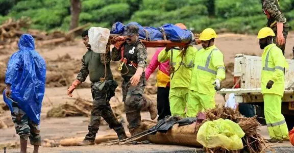 വയനാട് ദുരന്തം; തിരിച്ചറിയാത്ത മൂന്നു മൃതദേഹങ്ങള് കൽപറ്റ പൊതു ശ്മശാനത്തിൽ സംസ്കരിച്ചു വയനാട് ദുരന്തം; തിരിച്ചറിയാത്ത മൂന്നു മൃതദേഹങ്ങള് കൽപറ്റ പൊതു ശ്മശാനത്തിൽ സംസ്കരിച്ചു