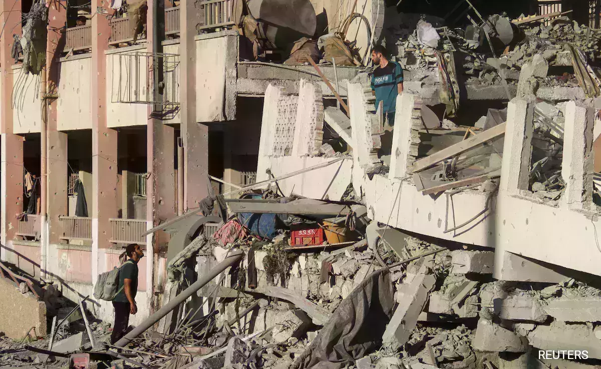 ഗസയില്‍ സ്‌കൂളിന് നേരെ ഇസ്രായേല്‍ ബോംബ് ആക്രമണം; 15 പേര്‍ കൊല്ലപ്പെട്ടു