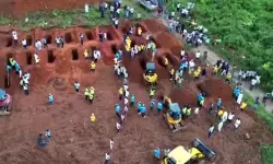 വയനാട് ഉരുള്പൊട്ടല്; ഒടുവില് മടക്കവും ഒരുമിച്ച്; സര്വമത പ്രാര്ത്ഥനയോടെ തിരിച്ചറിയാന് കഴിയാത്ത മൃതദേഹങ്ങള് സംസ്കരിക്കും വയനാട് ഉരുള്പൊട്ടല്; ഒടുവില് മടക്കവും ഒരുമിച്ച്; സര്വമത പ്രാര്ത്ഥനയോടെ തിരിച്ചറിയാന് കഴിയാത്ത മൃതദേഹങ്ങള് സംസ്കരിക്കും