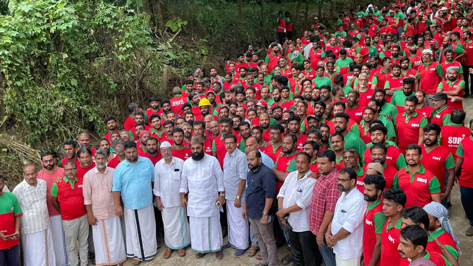 വയനാട് ദുരന്തം: സര്ക്കാരിന്റെ പുനരധിവാസ പദ്ധതികളില് പങ്കാളികളാവും-എസ് ഡിപിഐ വയനാട് ദുരന്തം: സര്ക്കാരിന്റെ പുനരധിവാസ പദ്ധതികളില് പങ്കാളികളാവും-എസ് ഡിപിഐ