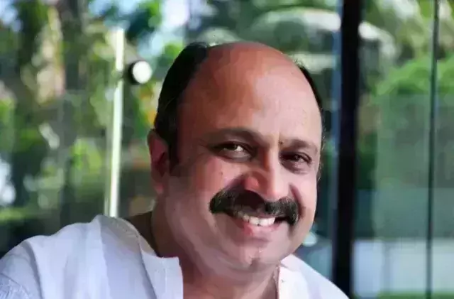 നടന് സിദ്ദിഖിനെതിരേ യുവനടി; സിദ്ദിഖ് കൊടും ക്രിമിനല് നടന് സിദ്ദിഖിനെതിരേ യുവനടി; സിദ്ദിഖ് കൊടും ക്രിമിനല്