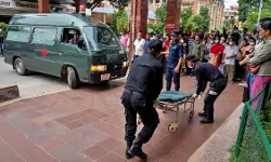 നേപ്പാള് ബസ് അപകടം: മഹാരാഷ്ട്രയില് നിന്നുള്ള 27 തീര്ഥാടകരുടെ മൃതദേഹങ്ങള് ഇന്ന് നാട്ടിലെത്തിക്കും നേപ്പാള് ബസ് അപകടം: മഹാരാഷ്ട്രയില് നിന്നുള്ള 27 തീര്ഥാടകരുടെ മൃതദേഹങ്ങള് ഇന്ന് നാട്ടിലെത്തിക്കും