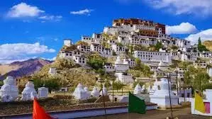 കേന്ദ്രഭരണ പ്രദേശമായ ലഡാക്കില് പുതിയ അഞ്ച് ജില്ലകള് സ്ഥാപിക്കുമെന്ന പ്രഖ്യാപനവുമായി കേന്ദ്രം കേന്ദ്രഭരണ പ്രദേശമായ ലഡാക്കില് പുതിയ അഞ്ച് ജില്ലകള് സ്ഥാപിക്കുമെന്ന പ്രഖ്യാപനവുമായി കേന്ദ്രം