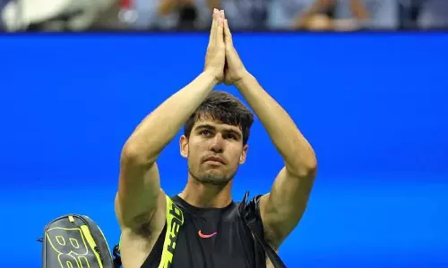 യുഎസ് ഓപ്പണില് അട്ടിമറി; കാര്ലോസ് അല്കാരസ് പുറത്ത് യുഎസ് ഓപ്പണില് അട്ടിമറി; കാര്ലോസ് അല്കാരസ് പുറത്ത്