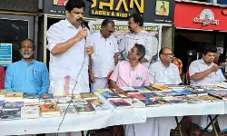 വയനാടിന് താങ്ങായി മലപ്പുറത്ത് എഴുത്തുകാരുടെ പുസ്തകമേള