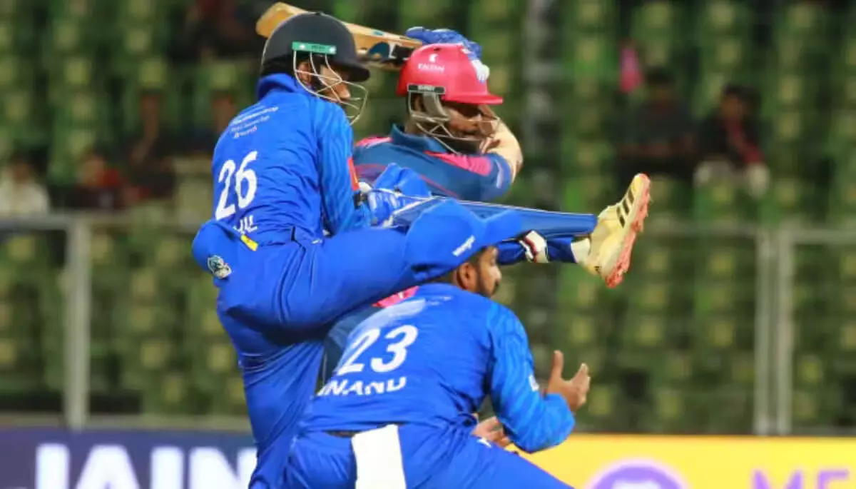 കേരള ക്രിക്കറ്റ് ലീഗ്; ട്രിവാന്‍ഡ്രം റോയല്‍സിന്  ജയം; കൊച്ചി ബ്ലൂ ടൈഗേഴ്‌സ് വീണു; അഞ്ച് വിക്കറ്റുമായി അബ്ദുല്‍ ബാസിത്