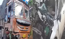 വടകര മുക്കാളിയില്‍ കാറും ലോറിയും കൂട്ടിയിടിച്ച് രണ്ടുമരണം