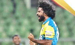 കേരളാ ക്രിക്കറ്റ് ലീഗ്; തൃശൂരിനെ വീഴ്ത്തി കാലിക്കറ്റ് ; ഏരീസ് കൊല്ലത്തെ തകര്‍ത്ത് കൊച്ചി ബ്ലൂ ടൈഗേഴ്‌സ്