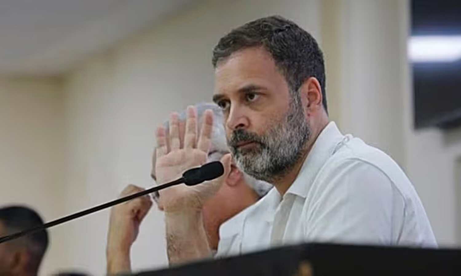 രാഹുല് ഗാന്ധി അമേരിക്കയിലേക്ക്; മൂന്ന് ദിവസത്തെ സന്ദര്ശനത്തിന് ഇന്ന് തുടക്കം രാഹുല് ഗാന്ധി അമേരിക്കയിലേക്ക്; മൂന്ന് ദിവസത്തെ സന്ദര്ശനത്തിന് ഇന്ന് തുടക്കം