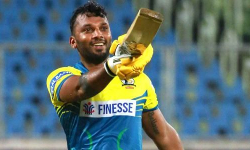 കേരളാ ക്രിക്കറ്റ് ലീഗ്; തൃശൂര്‍ ടൈറ്റന്‍സിന് എട്ടുവിക്കറ്റ് ജയം; 33 പന്തില്‍ സെഞ്ചുറിയുമായി വിഷ്ണു വിനോദ്