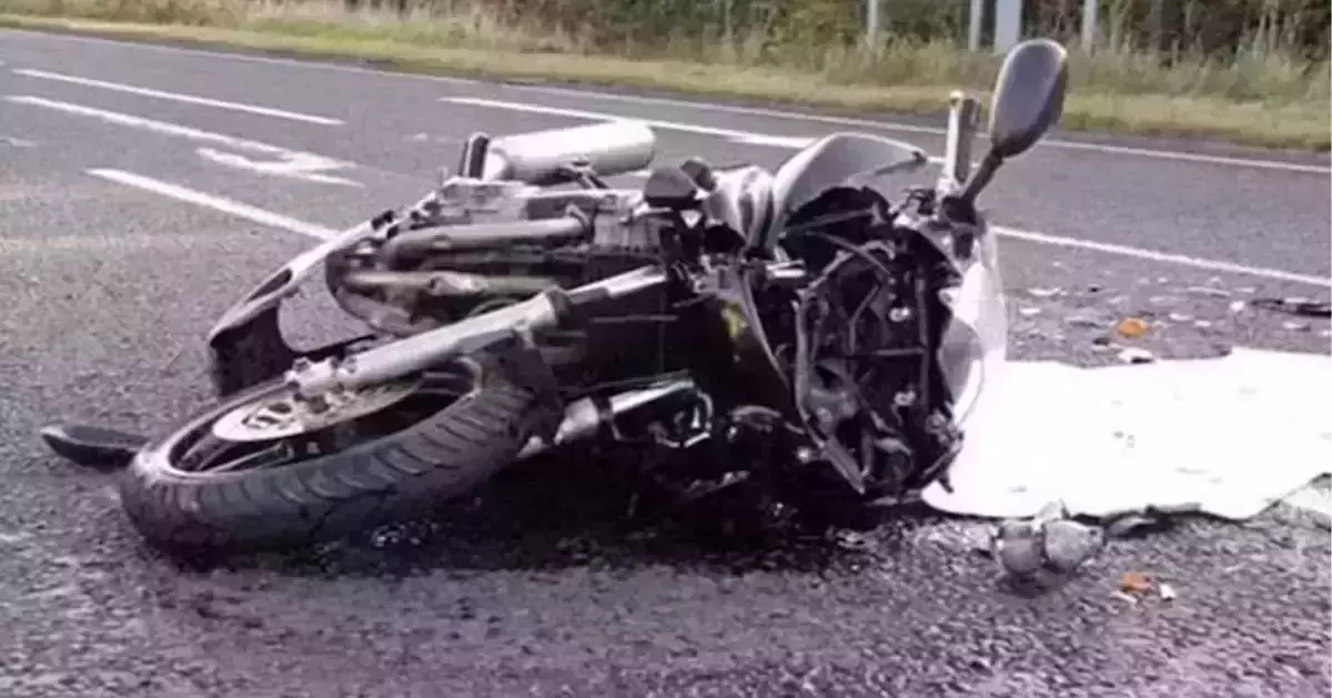 เดเดฃเดพเดเตเดทเด; เดฌเตเดเตเดเต เด
เดชเดเดเดเตเดเดณเดฟเดฒเตโ เดฐเดฃเตเดเต เดฎเดฐเดฃเด เดเดฃเดพเดเตเดทเด; เดฌเตเดเตเดเต เด
เดชเดเดเดเตเดเดณเดฟเดฒเตโ เดฐเดฃเตเดเต เดฎเดฐเดฃเด