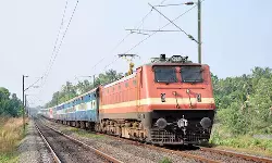 เดคเดฟเดฐเดเตเดเต เดเด เดฟเดจเด; เดตเตเดฃเดพเดเต เดเดเตเดชเตเดฐเดธเดฟเดฒเตโ เดฏเดพเดคเตเดฐเดเตเดเดพเดฐเตโ เดเตเดดเดเตเดเต เดตเตเดฃเต เดคเดฟเดฐเดเตเดเต เดเด เดฟเดจเด; เดตเตเดฃเดพเดเต เดเดเตเดชเตเดฐเดธเดฟเดฒเตโ เดฏเดพเดคเตเดฐเดเตเดเดพเดฐเตโ เดเตเดดเดเตเดเต เดตเตเดฃเต