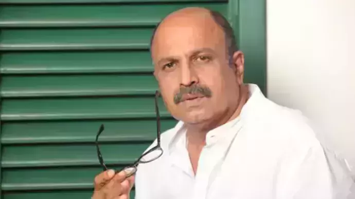 ബലാത്സംഗ കേസ് ; മാധ്യമങ്ങളില് സിദ്ദിഖിനായി ലുക്കൗട്ട് നോട്ടീസ് ബലാത്സംഗ കേസ് ; മാധ്യമങ്ങളില് സിദ്ദിഖിനായി ലുക്കൗട്ട് നോട്ടീസ്