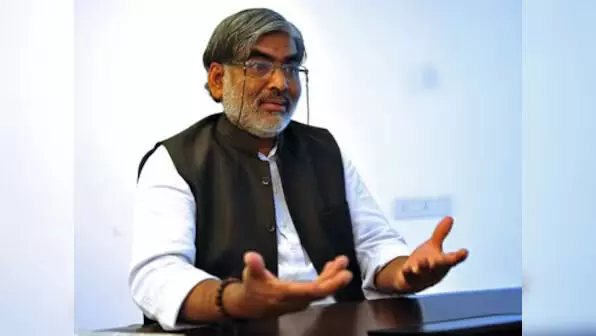 ചീഫ് സെക്രട്ടറിമാര് വരെയുള്ള ഉന്നതര് ചര്ച്ച നടത്താറുണ്ടെന്ന് എഡിജിപിയെ ചര്ച്ചയ്ക്കെത്തിച്ച ആര്എസ് എസ് നേതാവ് ചീഫ് സെക്രട്ടറിമാര് വരെയുള്ള ഉന്നതര് ചര്ച്ച നടത്താറുണ്ടെന്ന് എഡിജിപിയെ ചര്ച്ചയ്ക്കെത്തിച്ച ആര്എസ് എസ് നേതാവ്