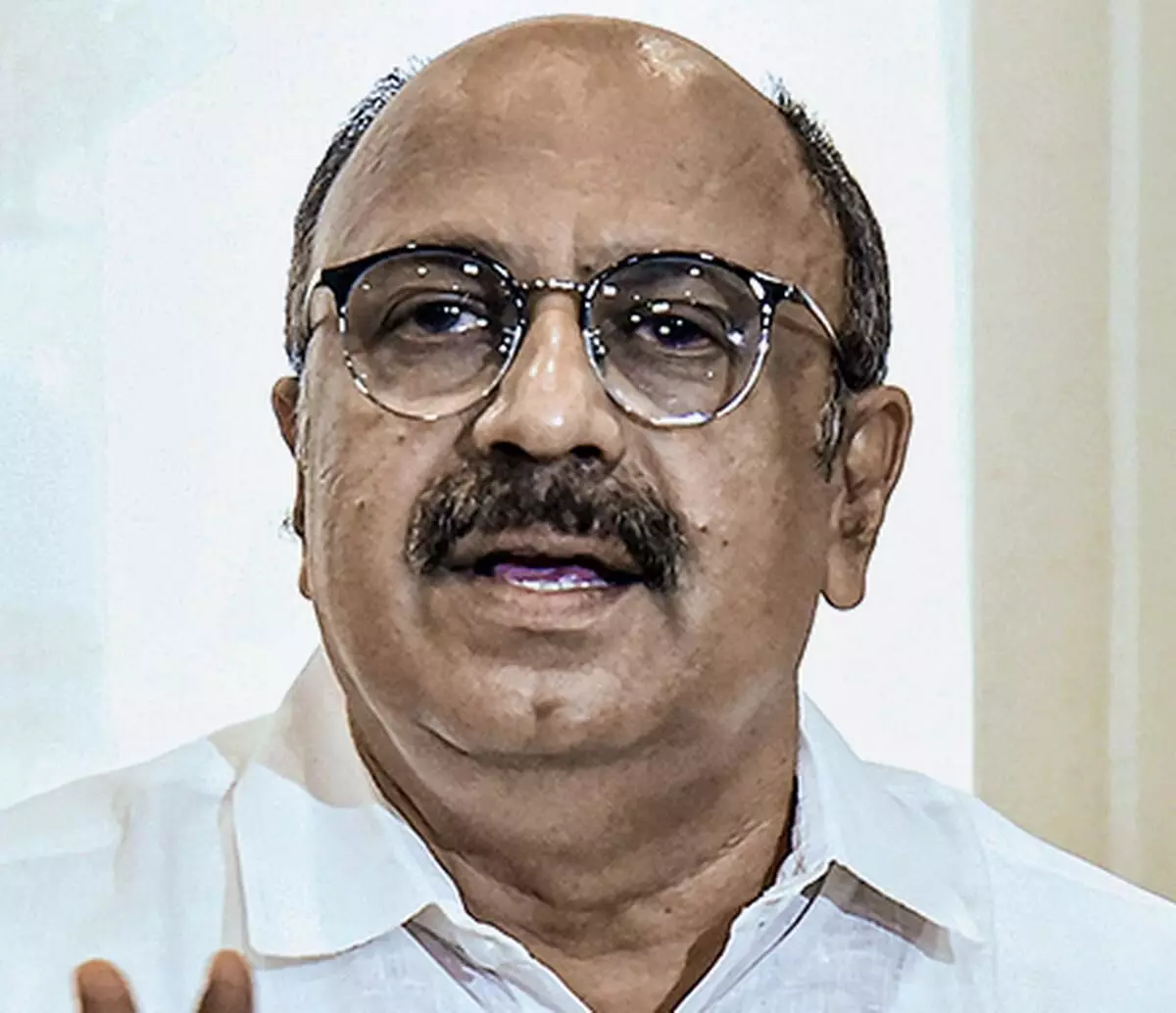 സിദ്ദിഖിന് ഇടക്കാല സംരക്ഷണം നല്കി സുപ്രിം കോടതി; രണ്ടാഴ്ചത്തേക്ക് അറസ്റ്റില്ല സിദ്ദിഖിന് ഇടക്കാല സംരക്ഷണം നല്കി സുപ്രിം കോടതി; രണ്ടാഴ്ചത്തേക്ക് അറസ്റ്റില്ല