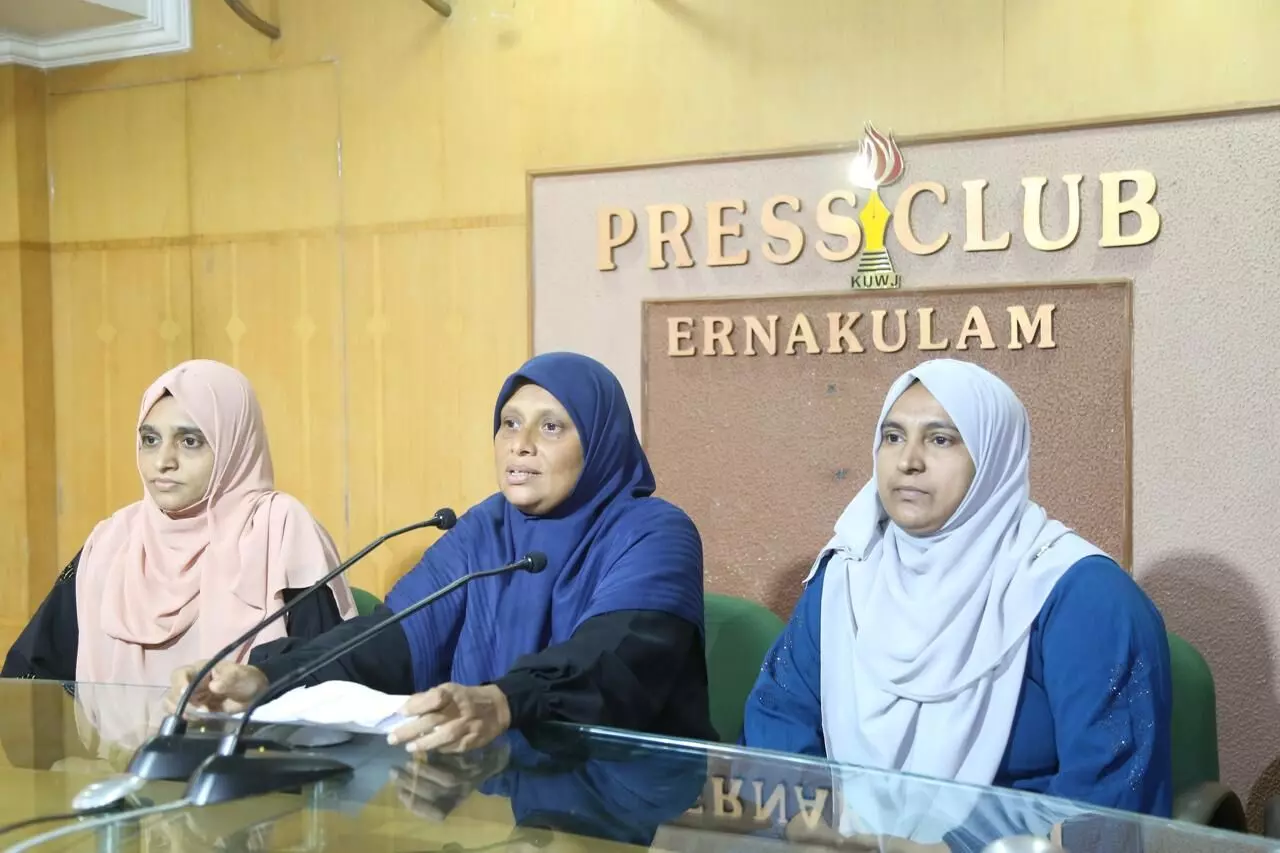 സ്ത്രീ സുരക്ഷ സാമൂഹിക ഉത്തരവാദിത്വം; കാംപയിനുമായി വിമന് ഇന്ത്യാ മൂവ്മെന്റ് സ്ത്രീ സുരക്ഷ സാമൂഹിക ഉത്തരവാദിത്വം; കാംപയിനുമായി വിമന് ഇന്ത്യാ മൂവ്മെന്റ്