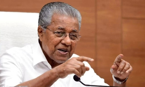 കലാകാരന്മാരെ ആക്രമിക്കാൻ  വർഗീയവാദികൾക്കു സാധിക്കുന്ന അവസ്ഥ ജനാധിപത്യത്തിനു ഭൂഷണമല്ല: മുഖ്യമന്ത്രി