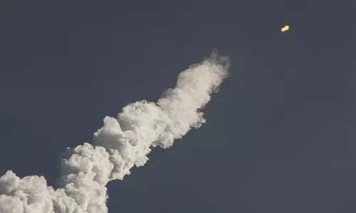 ഇസ്രായേല് ബസ് സ്റ്റേഷനില് വെടിവെപ്പ്; ഒരു മരണം; ഗസയില് നിന്ന് ഇസ്രായേലിലേക്ക് റോക്കറ്റ് ഇസ്രായേല് ബസ് സ്റ്റേഷനില് വെടിവെപ്പ്; ഒരു മരണം; ഗസയില് നിന്ന് ഇസ്രായേലിലേക്ക് റോക്കറ്റ്