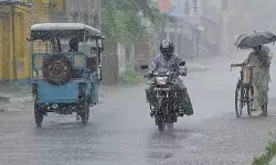 ചക്രവാതചുഴി നാളെയോടെ ന്യൂനമര്‍ദ്ദമായി ശക്തി പ്രാപിച്ചേക്കും;സംസ്ഥാനത്ത് അതിശക്തമായ മഴയ്ക്ക് സാധ്യതയെന്ന് കേന്ദ്ര കാലാവസ്ഥാ വകുപ്പ്