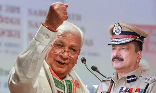 സ്വര്ണക്കടത്ത് പണം നിരോധിത സംഘടനകള്ക്കെന്ന് പറഞ്ഞിട്ടില്ല ഗവര്ണര്ക്കെതിരെ പൊലിസ് സ്വര്ണക്കടത്ത് പണം നിരോധിത സംഘടനകള്ക്കെന്ന് പറഞ്ഞിട്ടില്ല ഗവര്ണര്ക്കെതിരെ പൊലിസ്
